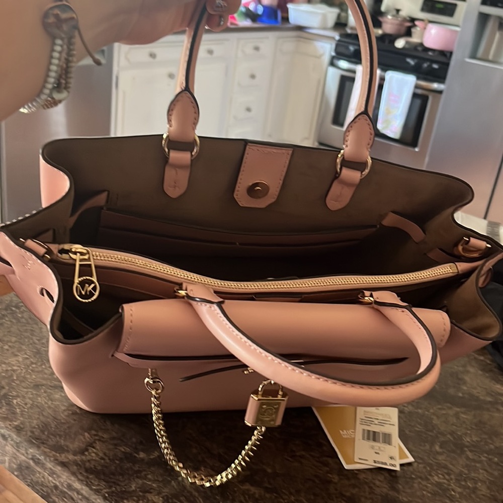 Michael Kors Hamilton Legacy Large Belted Satchel in Smokey Rose pink - Picture 3 of 5